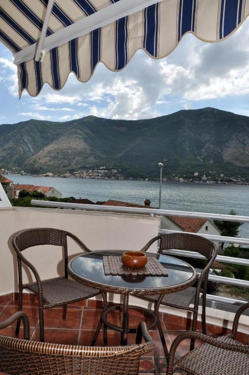 Apartments Ivardic Kotor Kamer foto