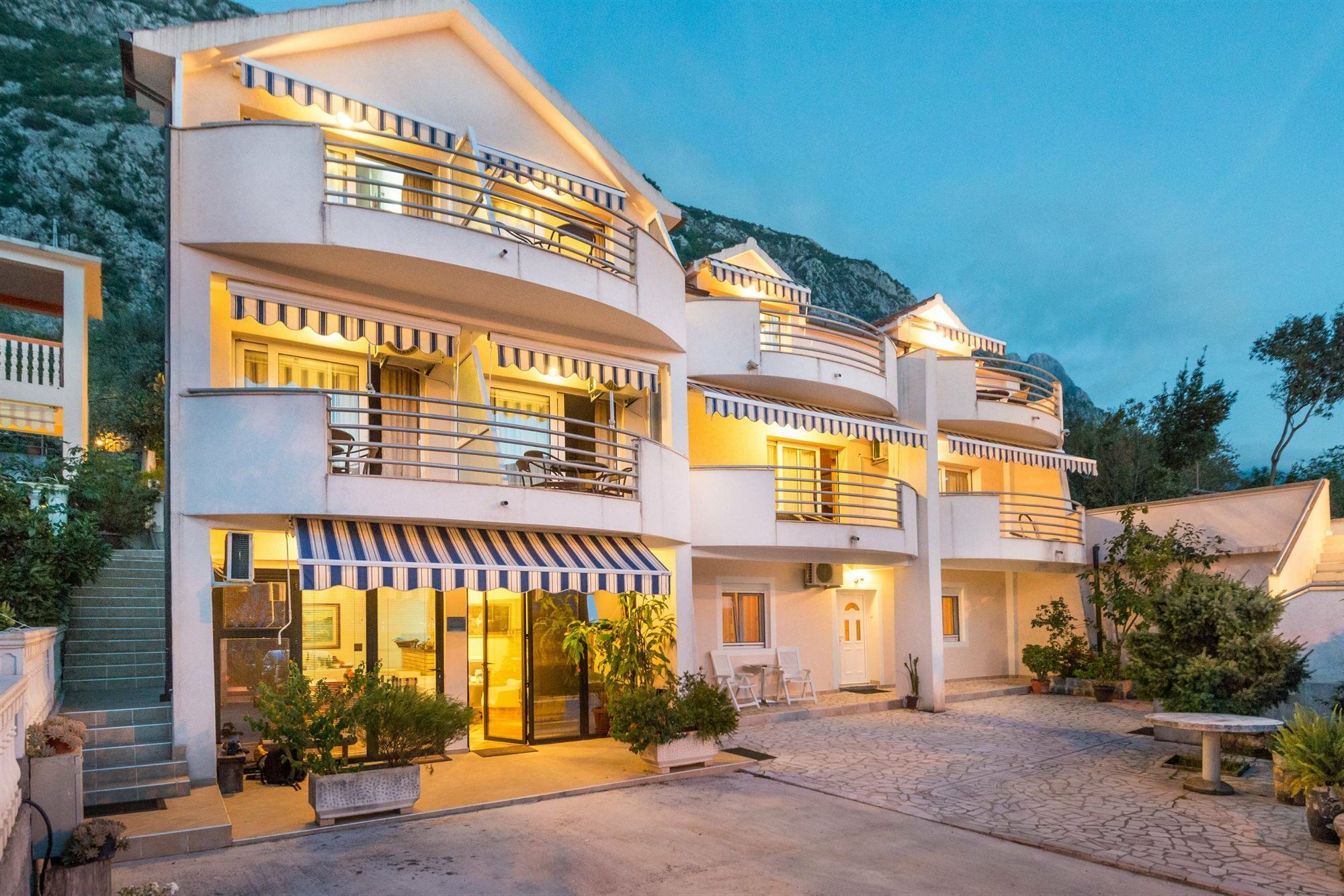 Apartments Ivardic Kotor Buitenkant foto